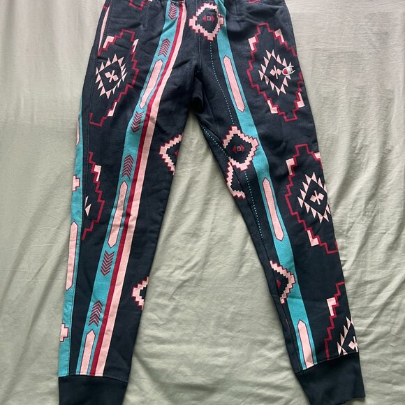 Reverse weave Champion Sweats (Native Print) - Picture 4 of 4
